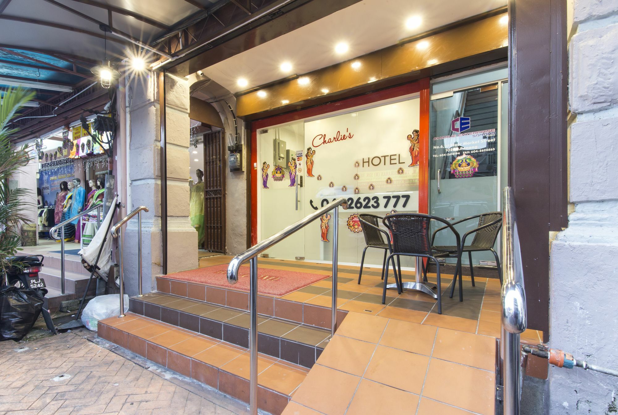 Charlies Boutique Hotel George Town Esterno foto
